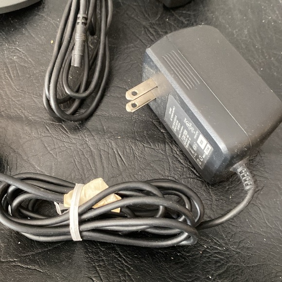 Four palm stations to charge your palm pilot - Picture 8 of 8